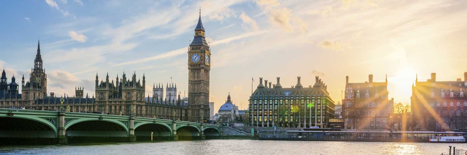 Big Ben - Hotels in London