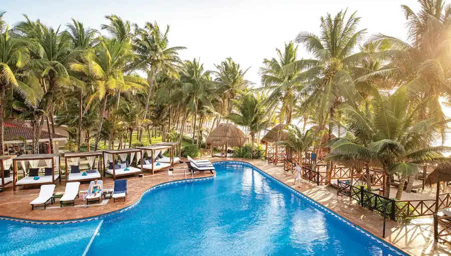 TUI BLUE El Dorado Seaside Suites Resort Pool