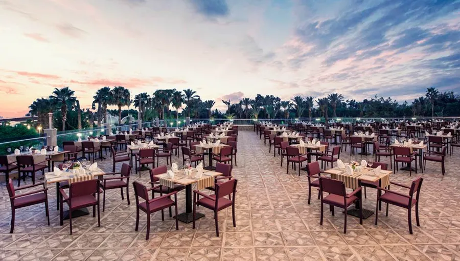 Delphin BE Grand Resort Al Fresco Dining