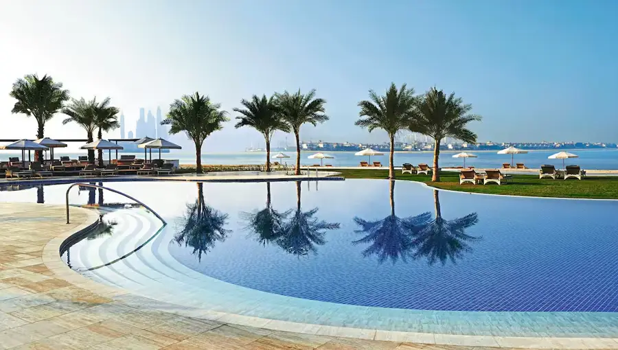 Waldorf Astoria Palm Jumeirah Pool